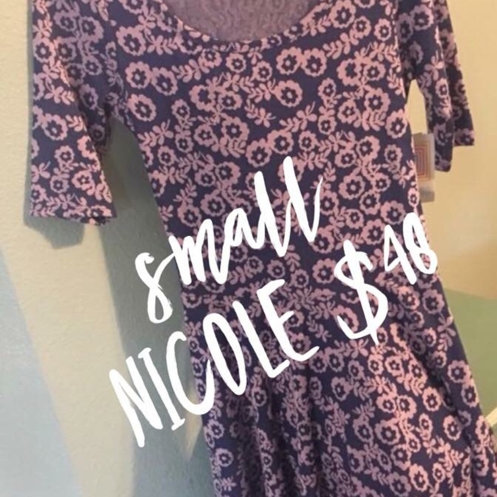Small Nicole LuLaRoe
